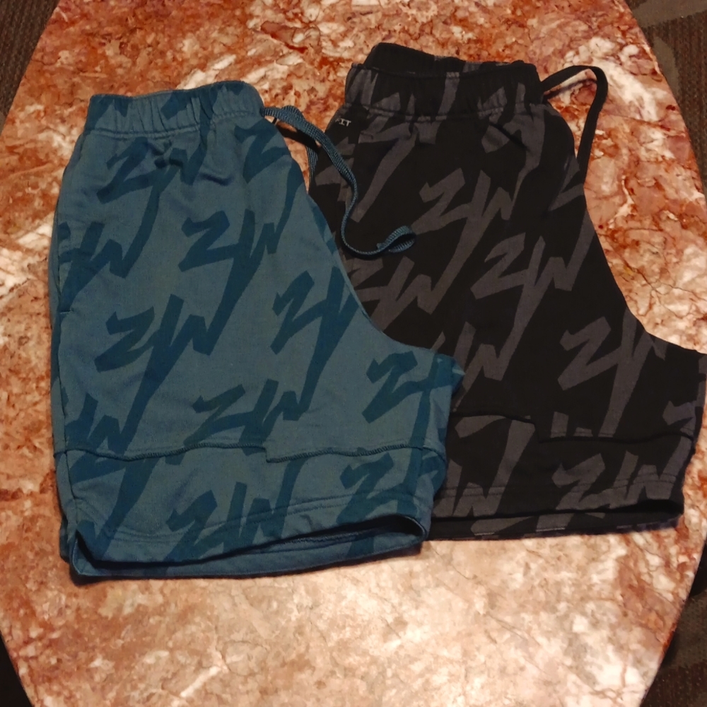 Jordon, men short